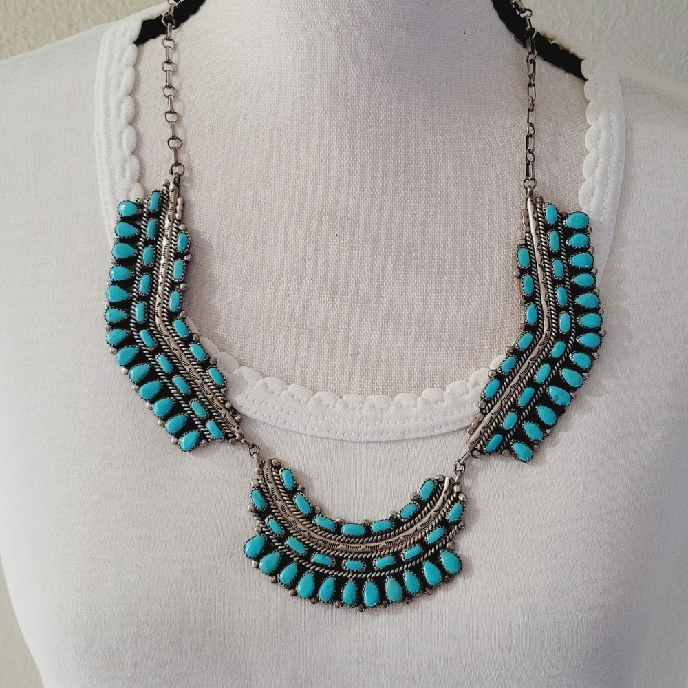 Native American Navajo Turquoise Embellished Necklace